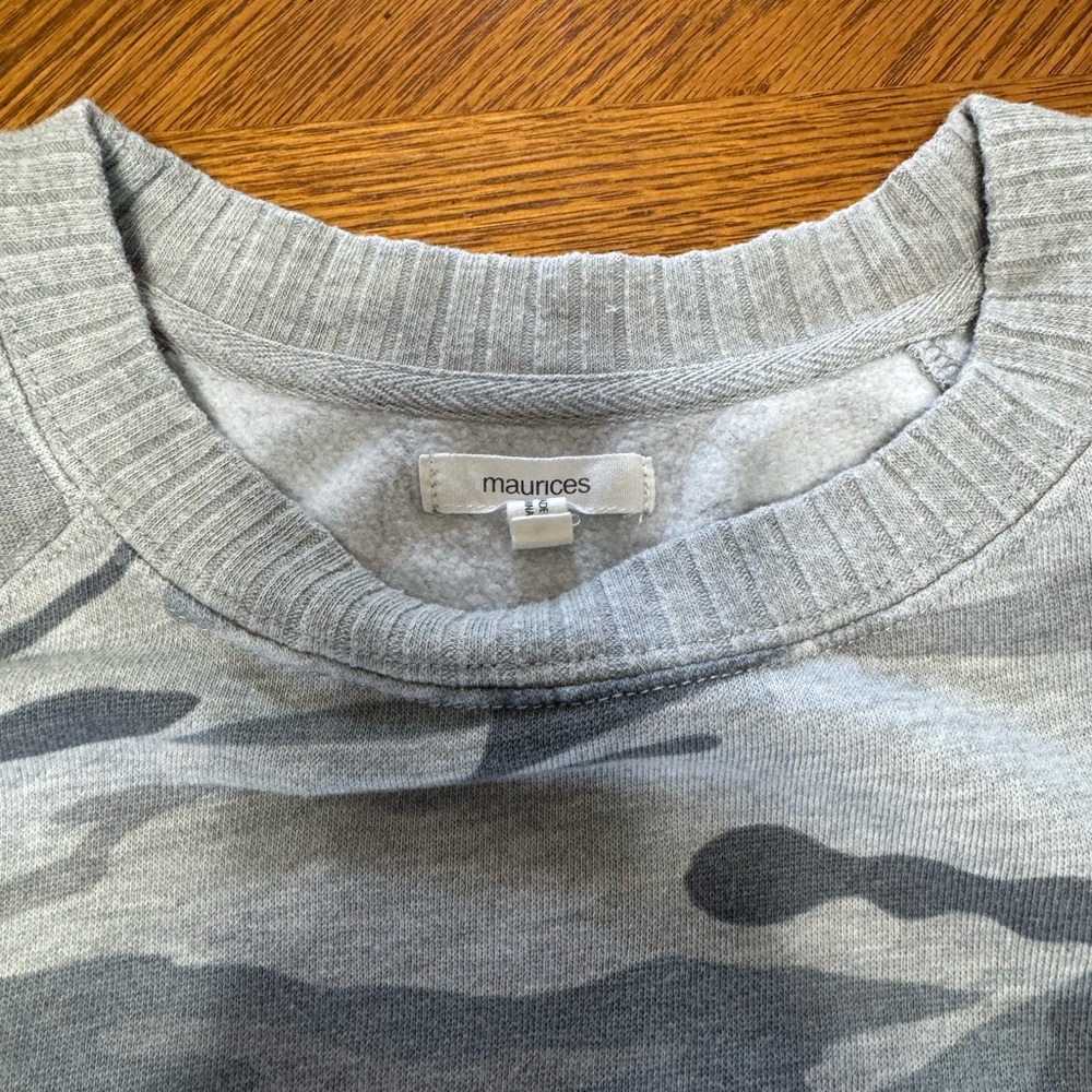 Maurices Misses Gray Camouflage Crewneck Sweatshirt